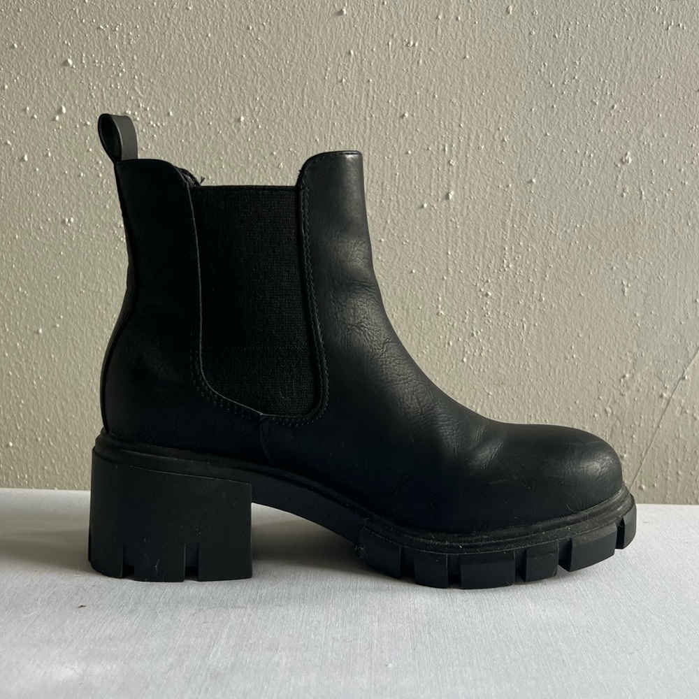 MIA Black Heeled Boots Size 7